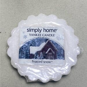 Yankee Candle Simply Home Frosted Snow Wax Melt  Bath NWT .8oz